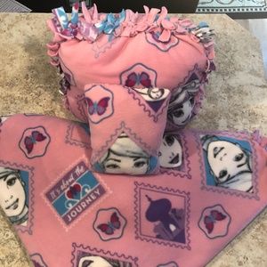 3 piece Handmade Blanket & Pillow Set Pink